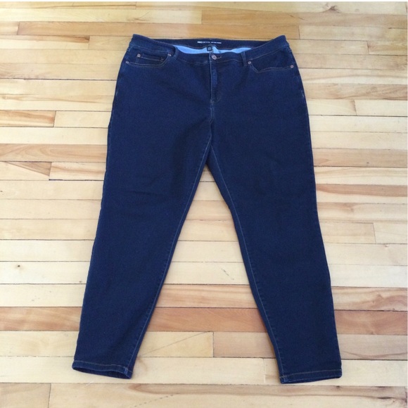 INC DENIM Mid-Rise Skinny Jeans - Plus Size 20W - Dark Wash - Picture 2 of 13